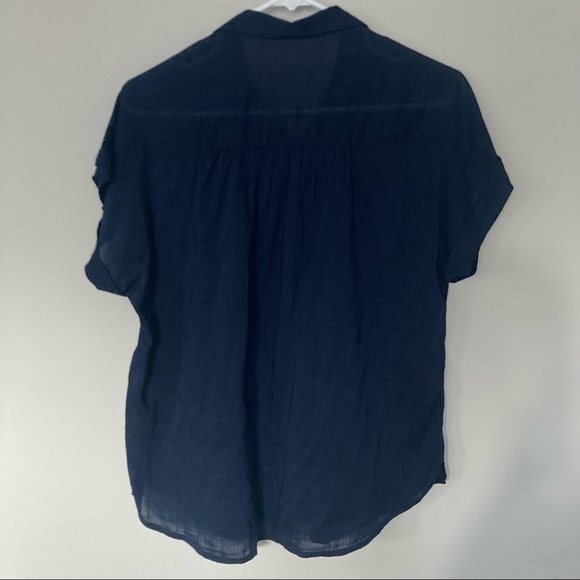 Gap Cuffed Sleeve Top size M - Picture 7 of 8